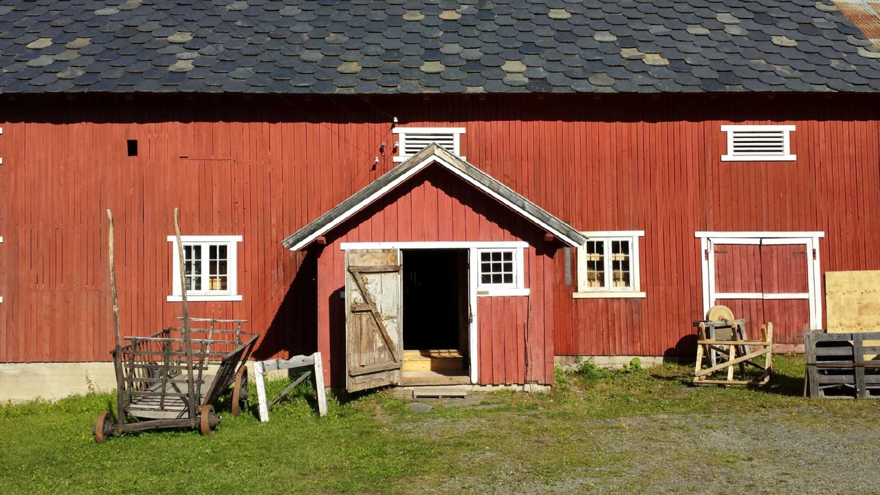 Låven på Jøtrstad, Maihaugen, Lillehammer.